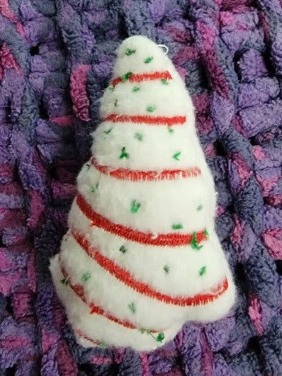 Christmas Tree Cake Cat Toy