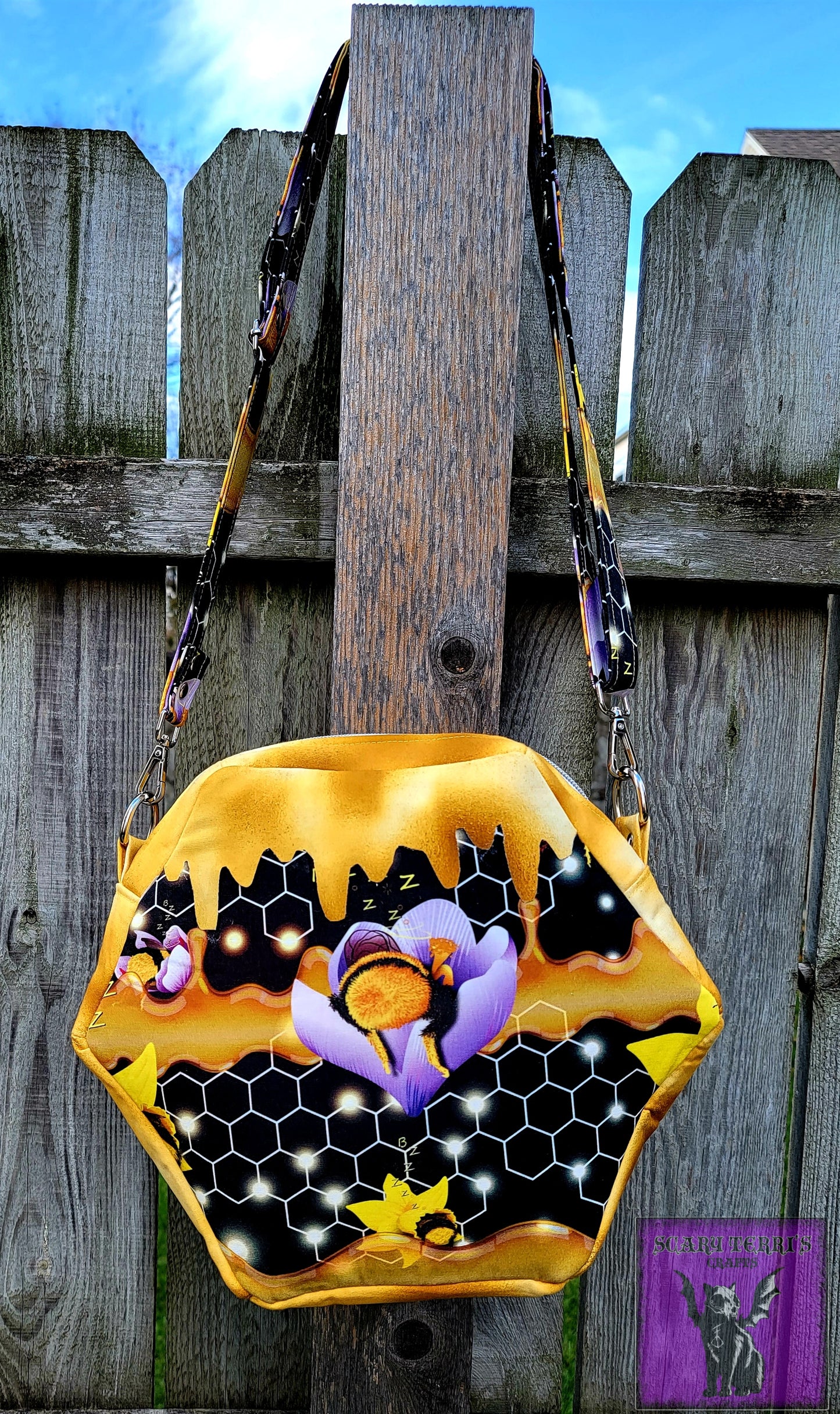 Golden Girls Bee Cross body Purse