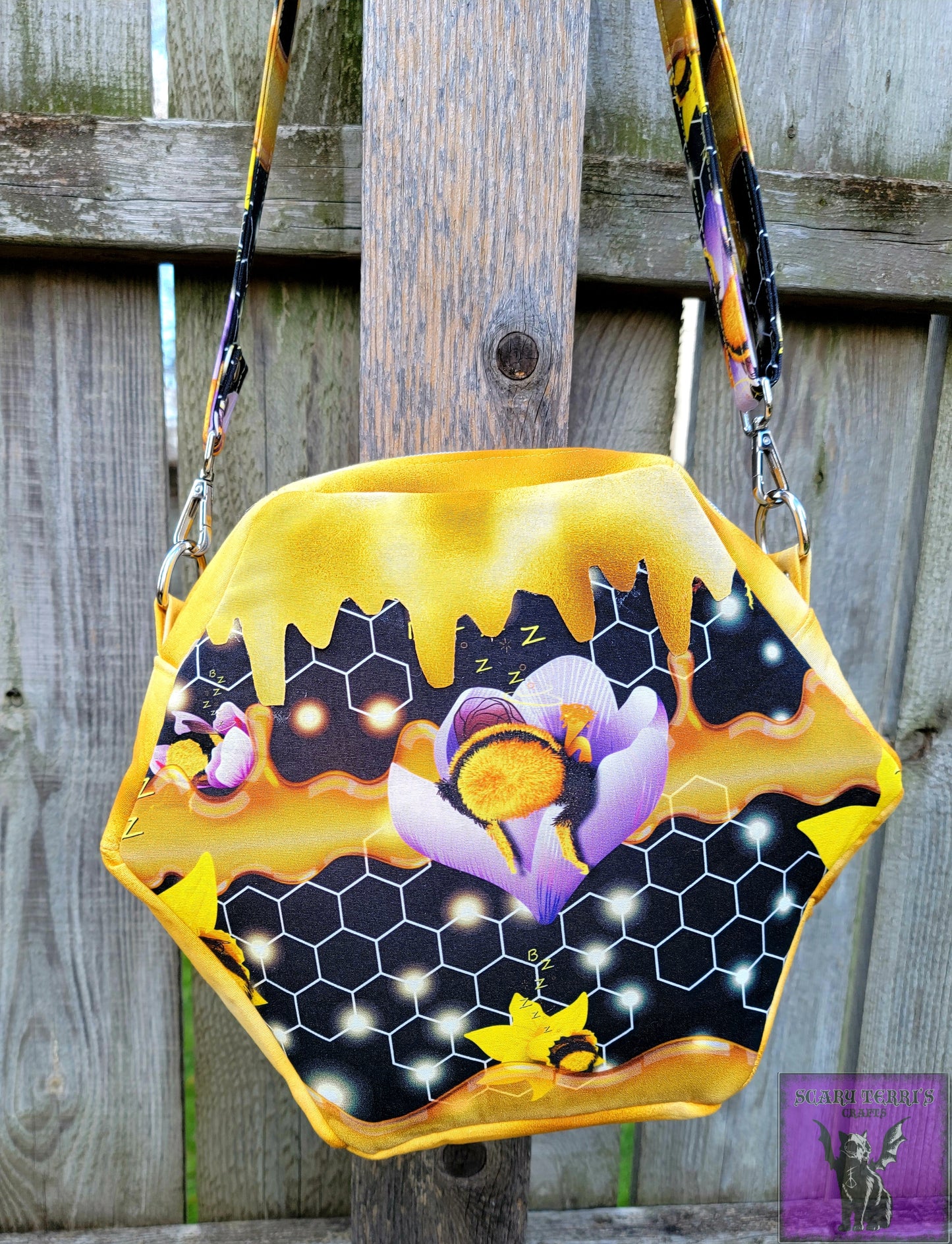 Golden Girls Bee Cross body Purse