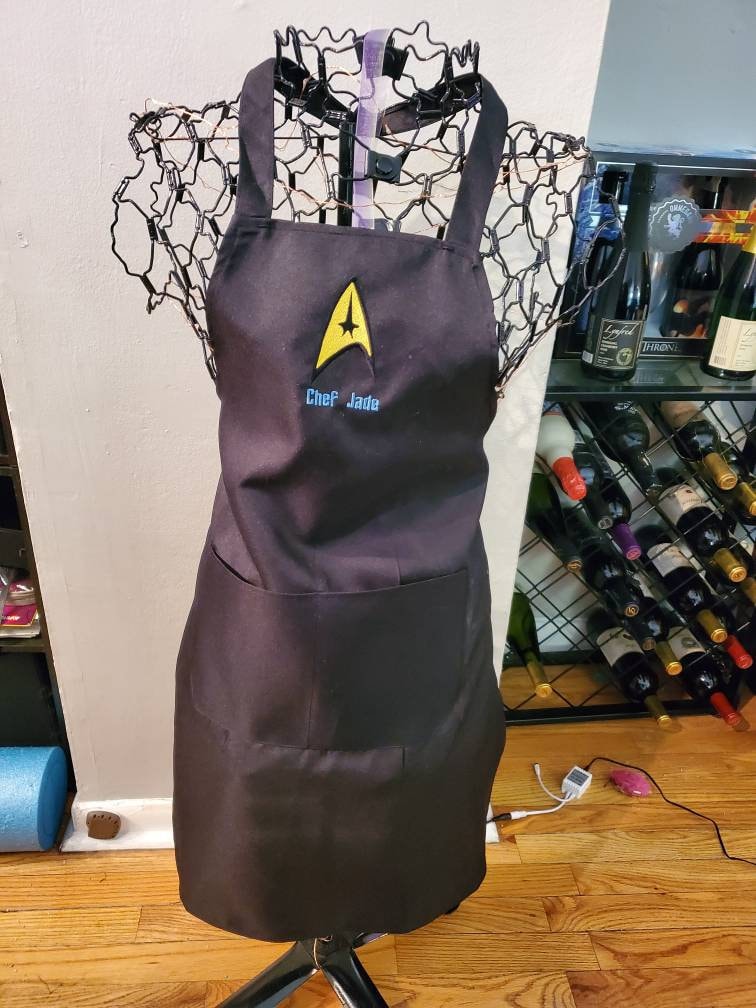 Custom embroidered Apron with Pockets!