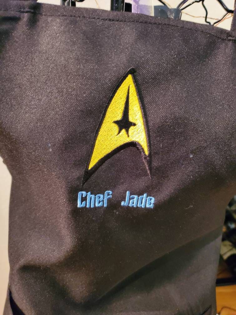 Custom embroidered Apron with Pockets!